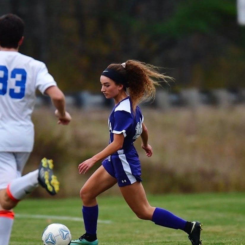 MascomaRoyalsAD's tweet photo. 👑Senior Athlete Spotlight👑
Name: Olivia Bean
Sports played: Soccer and Track &amp; Field
Favorite sport: Track &amp; Field
Favorite sports memories: State Track Meet for 4x100M Relay &amp; Soccer making the Final Four. 
Post secondary plans: University of Vermont to study  Psychology. https://t.co/nLvT8d86ni