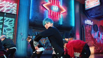 View image on Twitter