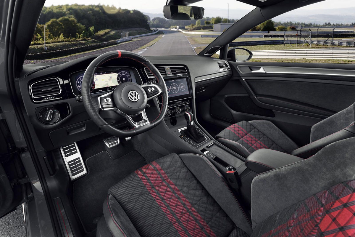 TechnoBokMedia's tweet photo. A certain #FutureClassic. The last Golf 7 GTI for South Africa 🇿🇦 edition and limited to not more than 300 units. With a retail price of R669,000 to @VolkswagenSA @VWSAnews Golf GTI TCR is set to be as exceptional as unique #Vrrrpa #VolkswagenSA #GolfGTI #VWGTITCR #BeTheFirst https://t.co/jAnRy66mTn