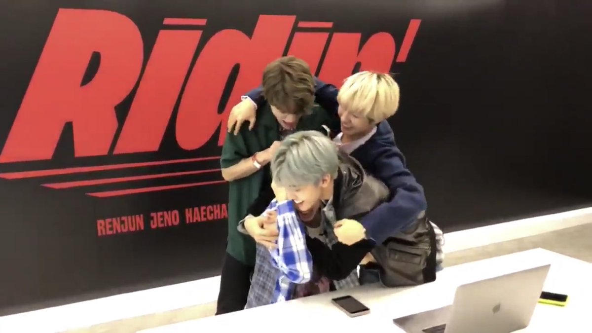 ยัยลำเค็ญของกษิบุ๊ค🦊🐰🍅 tweet media