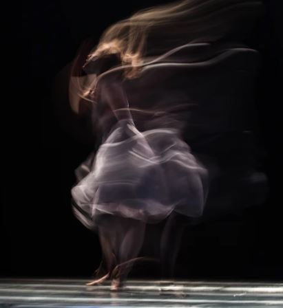 thmultilingual's tweet photo. #InternationalDanceDay was created by the Dance Committee of the International Theatre Institute ITI, the main partner for the performing arts of UNESCO. #dance #dancing https://t.co/TsRFIgRiDf