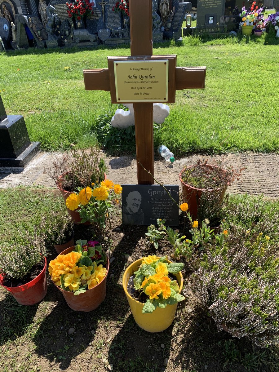 AlanQuinlan1's tweet photo. My Dad is gone a year today. I miss him every day. If your mum or dad are still with you cherish them. https://t.co/w3xrs4M5YK