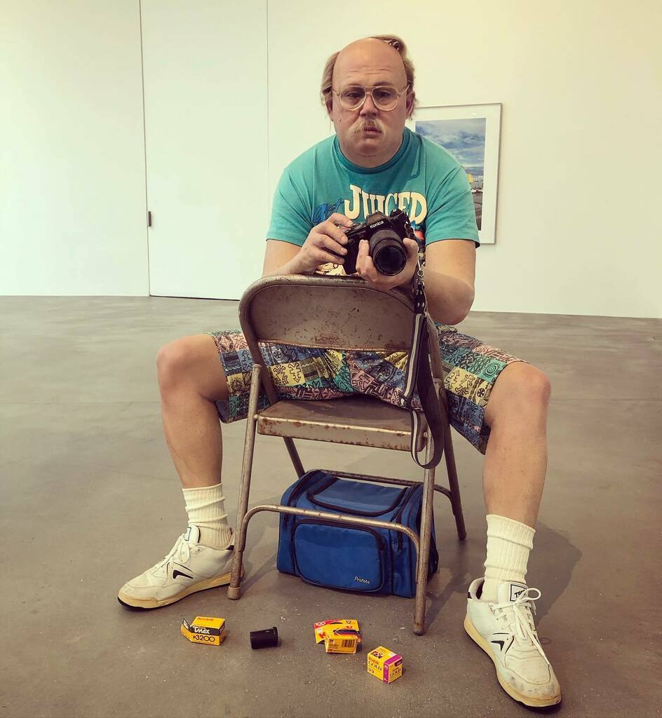 Hollytorious's tweet photo. Throwback to this Duane Hanson work @Gagosian - the closest we’re all going to get to a summer holiday. Where are you missing right now? I’m gutted Manifesta has been delayed/cancelled - no south of France for me 😂
.
#art #manifesta #duanehanson #can… https://t.co/te4EDbNdoC https://t.co/QufxjsWowE