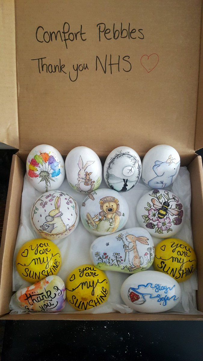 handmadebydeb's tweet photo. 1st box of comfort pebbles to be posted @ComfortPebbles #comfortpebbles #rockart https://t.co/1iFVO3IqGU
