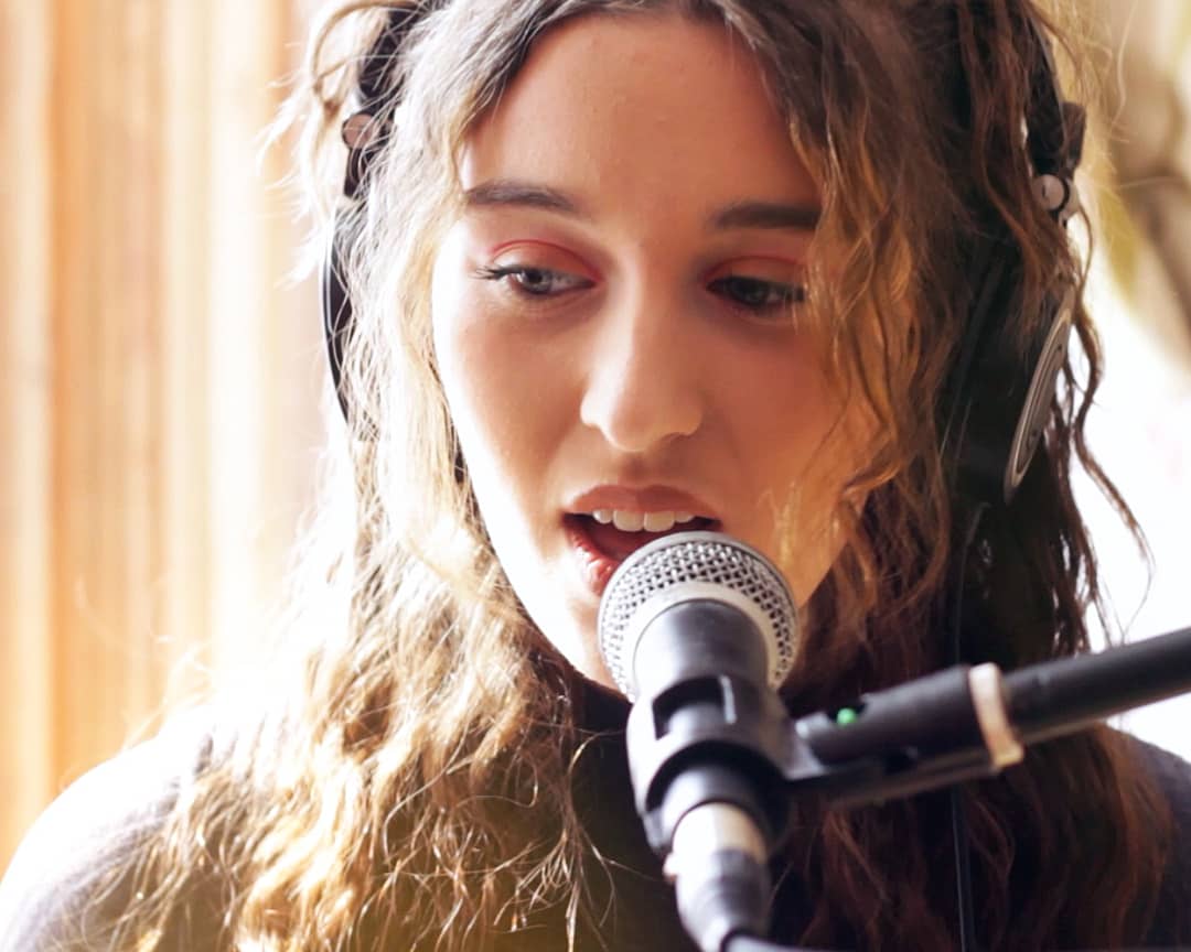 fonxmusic's tweet photo. New live session premiering over on our Facebook page tonight at 7pm. Come join us! 🎵💥👌🏼 #FONX #Sunday #Live https://t.co/bIuU0yVWVu