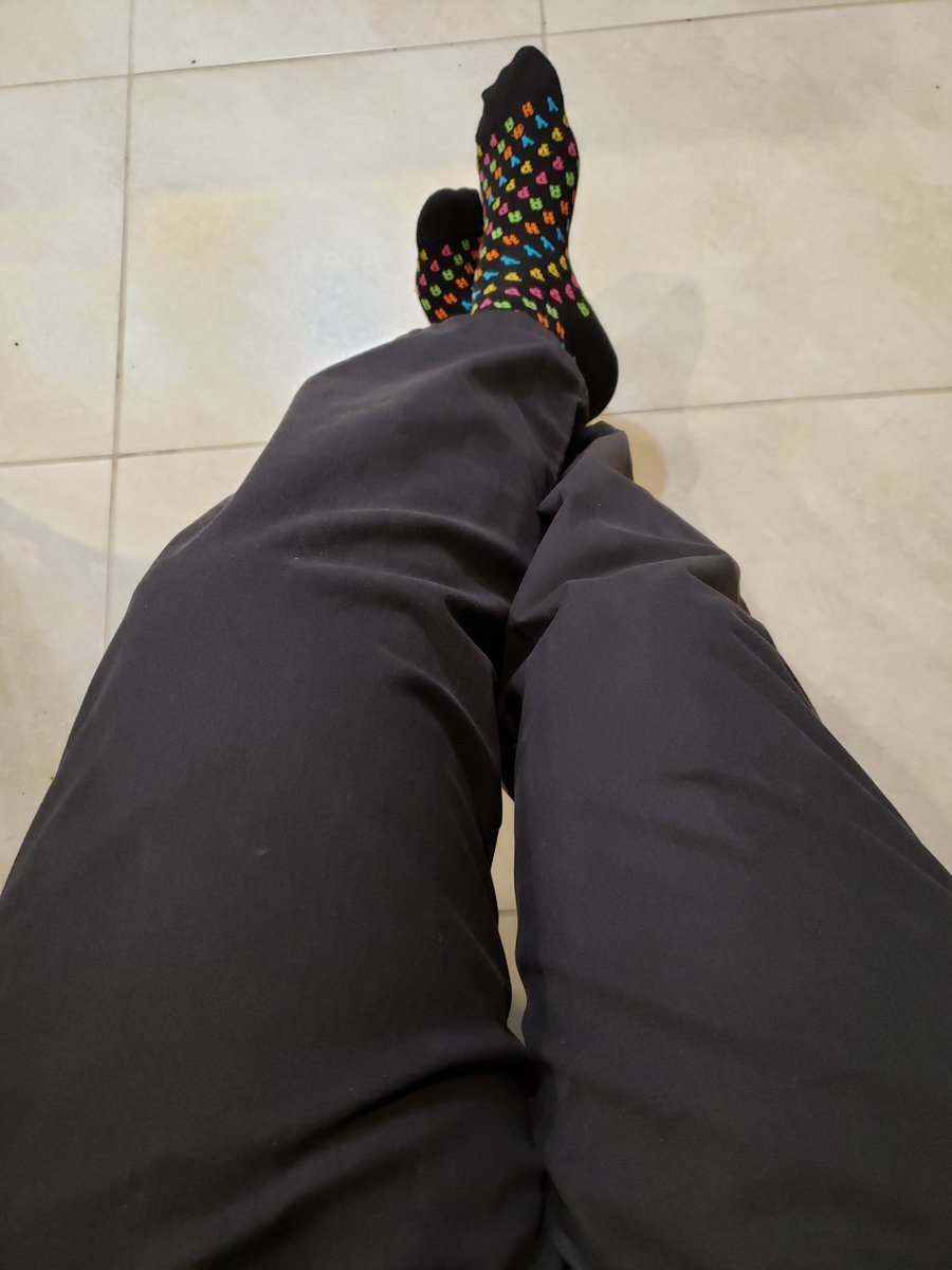 caxdj's tweet image. Unlike that guy on #GoodMorningAmerica I *am* wearing pants to work. Co-workers, I do this for you. I give. It's what I do. #pantscheck #WFH #COVID19