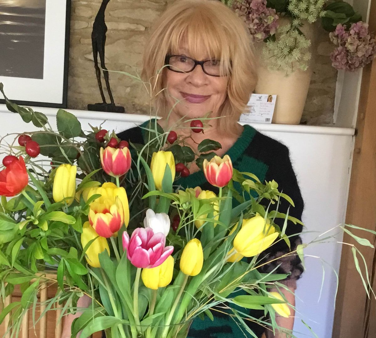 People support more lockdown.  So make the most of the extra  time  to reinvent your style.   Now is the time  to find a new fashion persona.   Be ready for the future.
See my book *It´s Never Too Late To Look great!*
#Sustainability  #Fashionsustainability  #style #lockdownuk