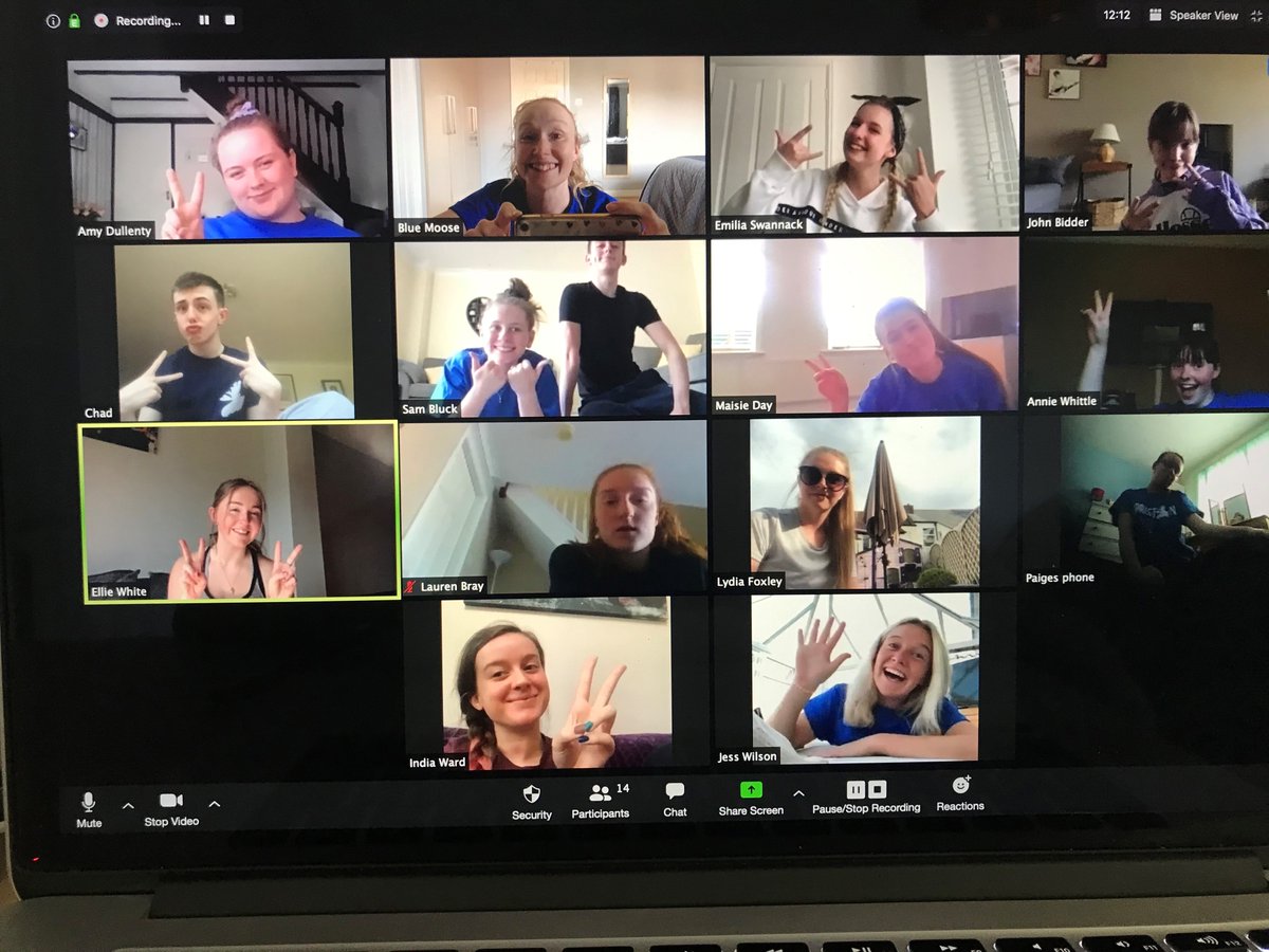 UCLan Dance (@danceuclan) on Twitter photo One of our #UCLanInResidence Companies <a href="/BlueMooseDance/">Blue Moose Dance</a> has been continuing there youth dance sessions with Preston Youth Dance Company online, sharing new work and being creative!
#IDD2020 #LetsCreate #DancingConnects One of our #UCLanInResidence Companies <a href="/BlueMooseDance/">Blue Moose Dance</a> has been continuing there youth dance sessions with Preston Youth Dance Company online, sharing new work and being creative!
#IDD2020 #LetsCreate #DancingConnects