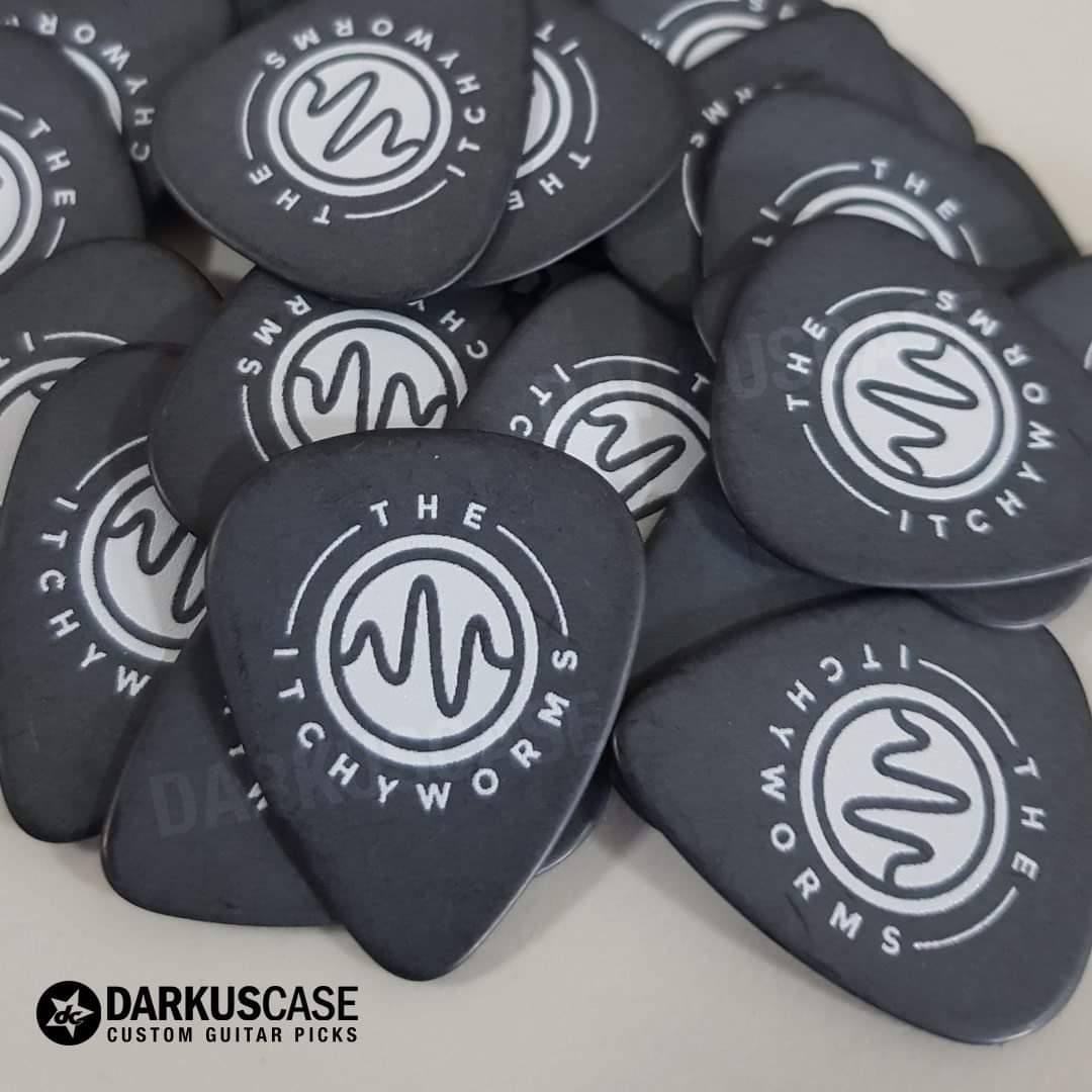 darkuscase's tweet image. CUSTOM GUITAR PICKS
Chino Singson of The Itchyworms

• Matte Delrin / Tortex type
• .88mm gauge

DM us for custom orders/inquiries
#darkuscase