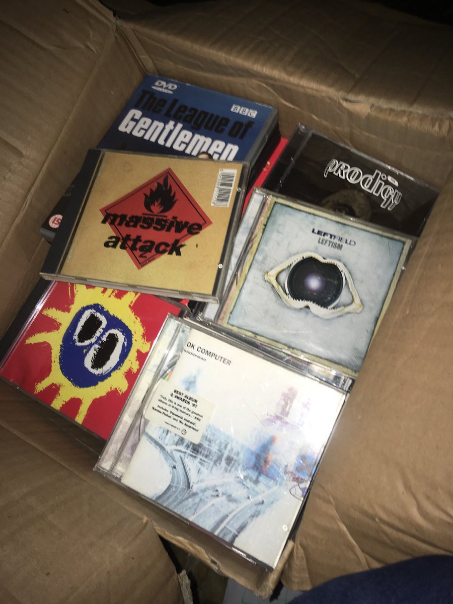 On an expedition to the loft for the spare printer. Find the 90s mother lode instead!
#workfromhome #loftrave