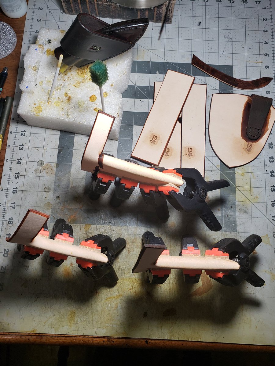 TAKIN_13_SCALPS's tweet photo. ESEE Izula 2 sheaths
#bushcraft #bushcraftknife #everydaycarry #eseeknives #eseeknivesusa #izula2 #izula #eseeizula2 #eseejg3 #jg3 #camping #outdoors #fishing #esee #camping #leather #leatherwork #leathercraft #leathersheath #leathersheaths  #survival #survivalist #edc #edcgear https://t.co/ofTo2XspXU