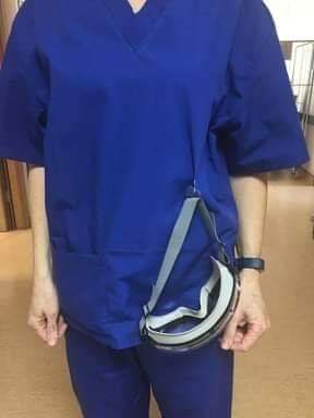 stjamesdublin's tweet photo. Massive #Thanks to our friend Des for donating radios for our patients, Joe &amp; team at Written In Stone who made &amp; donated goggle clips for our staff and to Michael Carr &amp; team @PLDistillery who made &amp; donated hand sanitiser to the Hospital.❣️#unitedagainstcovid19 #grateful https://t.co/PHOWhSWvvS