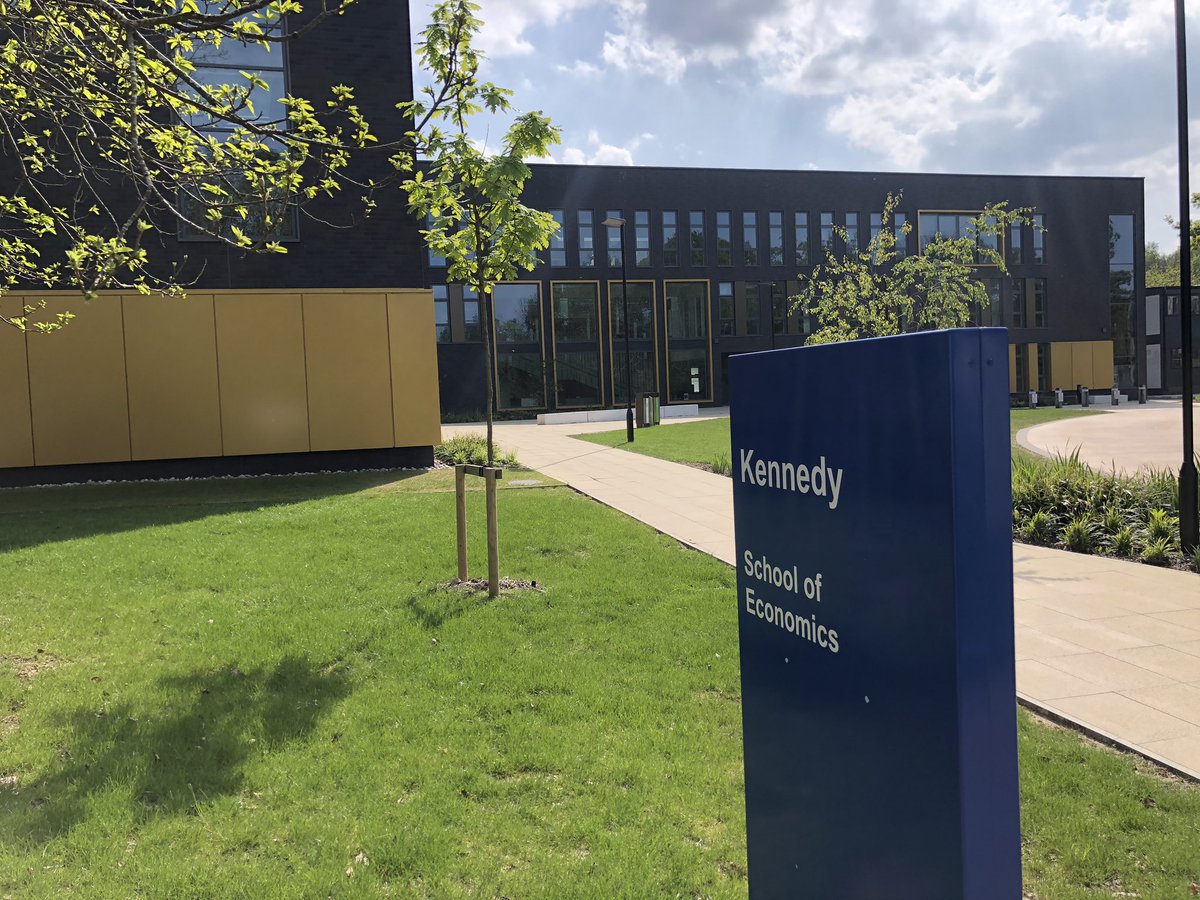 KPICSLTD's tweet photo. Always nice to see old projects completed whilst working on new areas! This one again at University of Kent. Another new fire alarm system installed, commissioned and networked to existing system linked to the rest of the university buildings #firealarm #installation #kent https://t.co/2frT0dU3qh