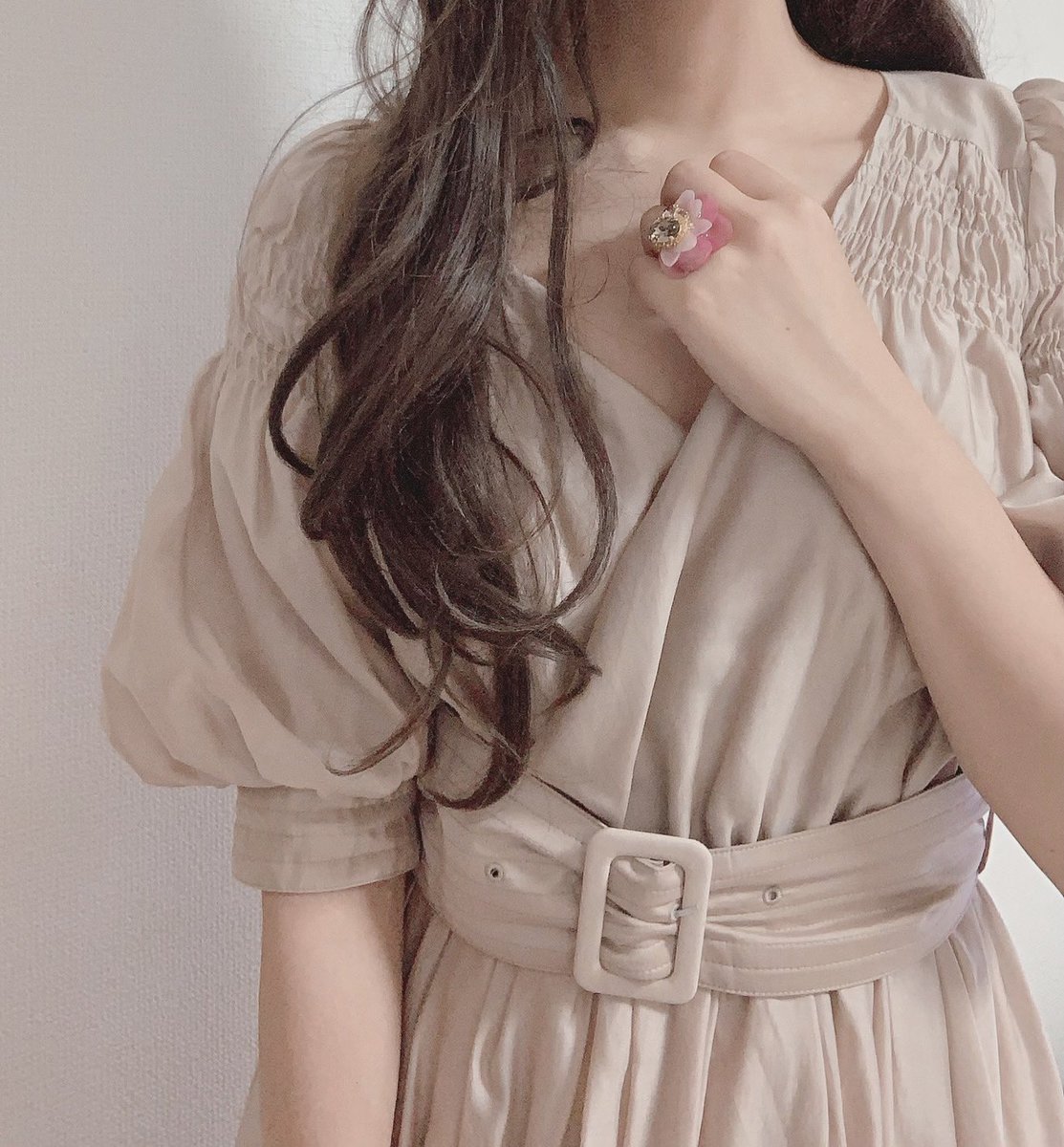 her lip to Airy Volume Sleeve Dress rose - www.sorbillomenu.com