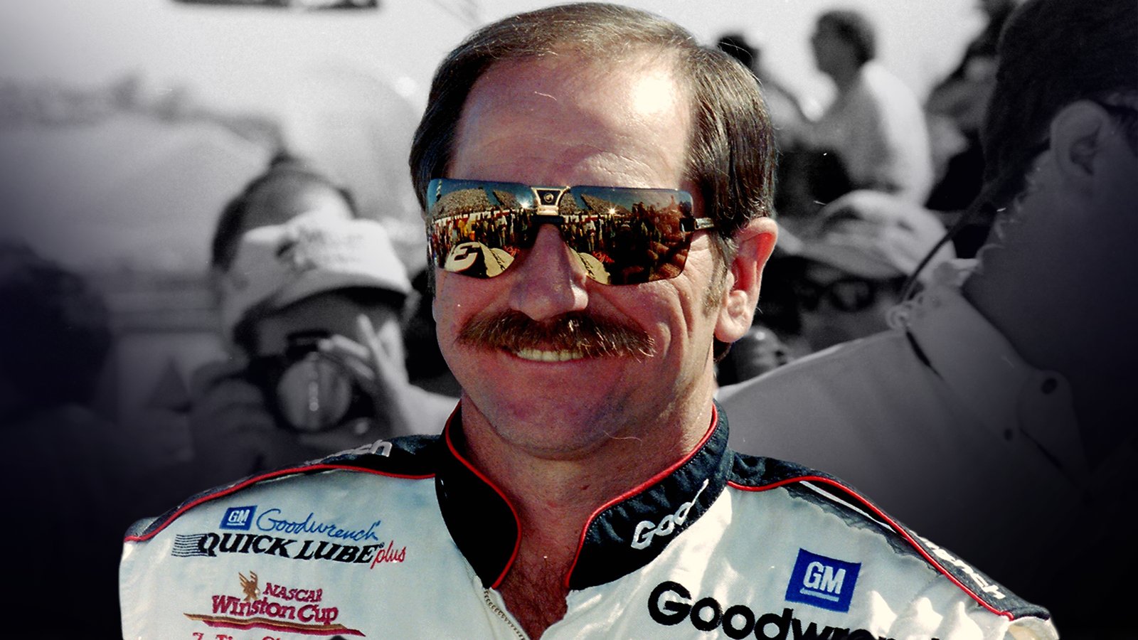 Happy Birthday to the late, great Dale Earnhardt! 

Gone, but not forgotten. 3  