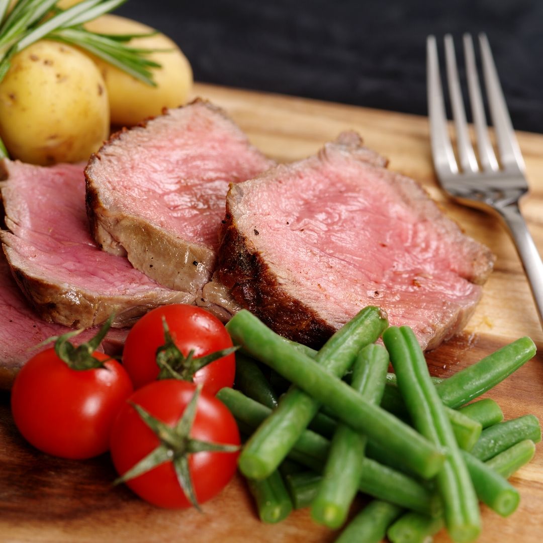 Sysco_NTX's tweet photo. Sysco’s fresh food products remain unmatched, as operations remain uninterrupted. Customers can count on us to deliver fresh produce, eggs, dairy, and meat products for menu offerings or pop up market offerings to consumers.  ⁣
 ⁣#foodservicestrong #SyscoKnowsFresh ⁣ https://t.co/zgHBLHdt7S