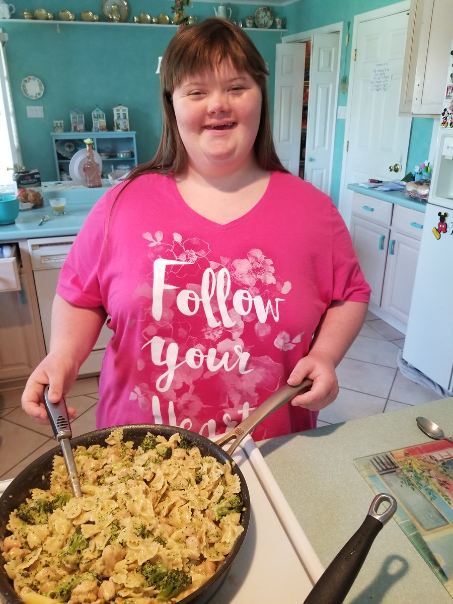 CBTOPSS's tweet photo. Working hard to generalize our cooking skills into our homes. These Broccoli and Chicken Pasta dishes from our ULS lesson look amazing!! These guys rock!! @CBWestHS @n2yinc #CBDLP #cbchefs #transition #independence https://t.co/q11ZopPqOA