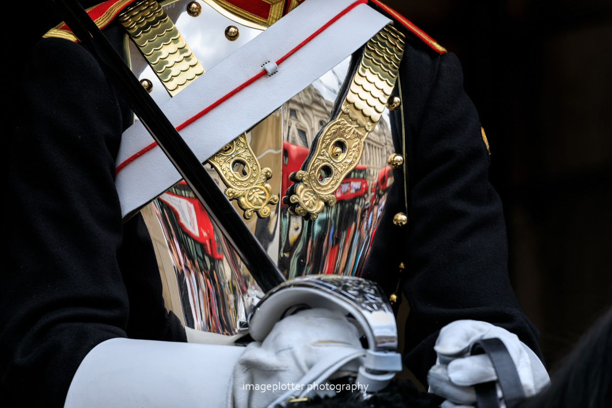 A bit of #London before the lockdown. Red double-decker buses and tourists, reflected in the shiny cuirass of a #HouseholdCavalry soldier at Horse Guards Parade. It may take a long time before all those tourists come back.