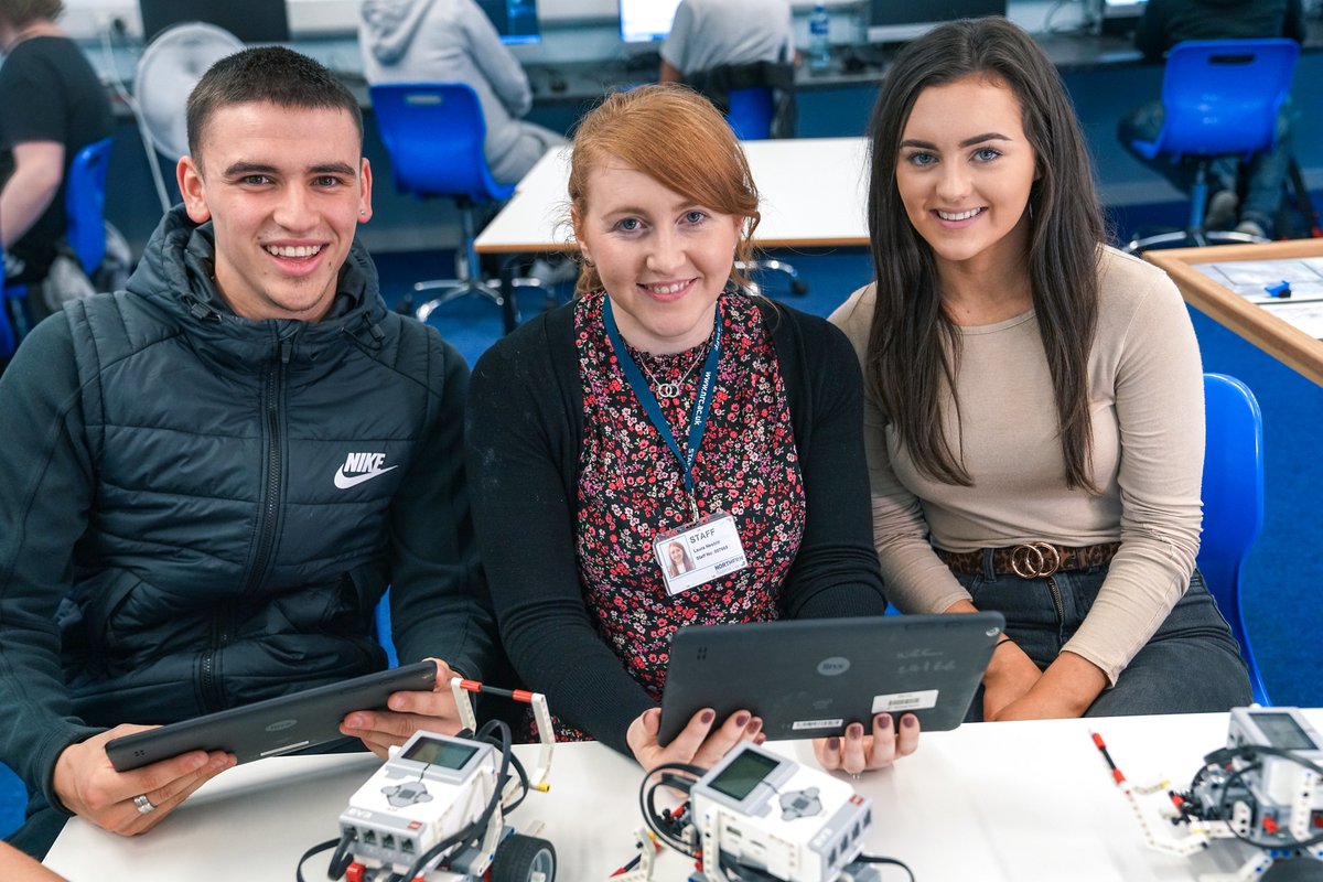 NRCCollege's tweet photo. Foundation Degree Courses ​and ​Higher Level Apprenticeships​ in​ Engineering​ beginning Sept 2020 are now open applications!

...In Electrical &amp; Electronic Engineering and in Mechanical &amp; Manufacturing...

Full time and Part time, apply now!

https://t.co/ESdblCF8md https://t.co/6S6wZqyAzI
