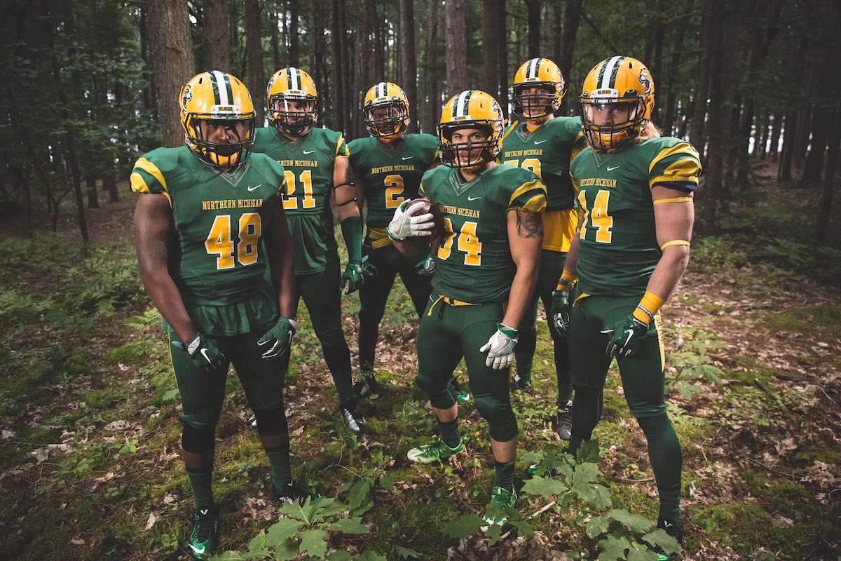 sumo004's tweet photo. After a great conversation with @KirbyCannon4, I’m happy to say that I received an offer from Northern Michigan University! #GoCats https://t.co/IZNGyLSRUE