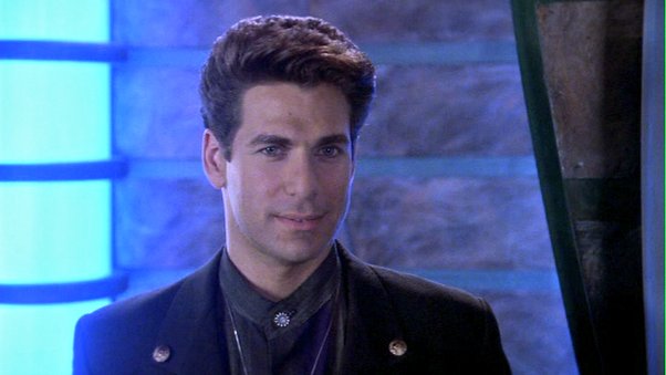  #Babylon5 season one finale (Ep 22). Is there more of a stone cold Slytherin than this guy  #morden