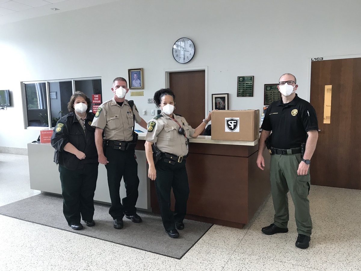 DCSheriffGA's tweet photo. #ThankYou to @SafeFleetCo for the donation of masks! https://t.co/XvjklBUuQL