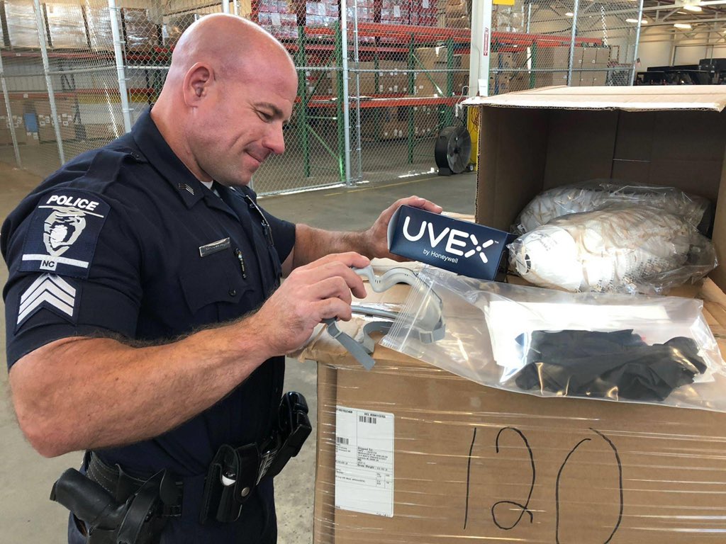 CMPFoundation's tweet photo. CMPD recently acquired additional PPE for officers. Honeywell engaged with their suppliers to facilitate the delivery of N95 masks and protective eyewear. We appreciate Charlotte-based Honeywell and their commitment to our officers and the community! #wesupportCMPD https://t.co/vv3kFm2eAX