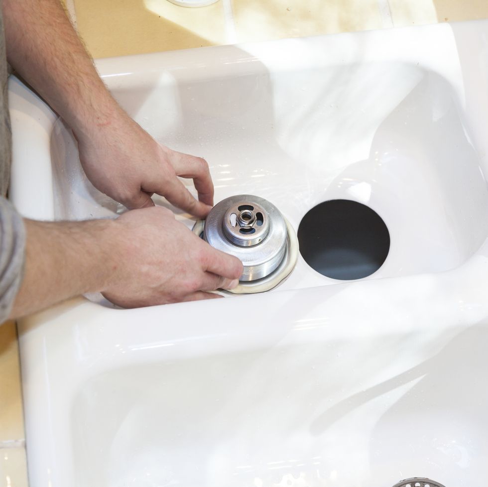 Busted garbage disposal? Here's how to fix it. #homeimprovement #doityourself  cpix.me/a/96397766