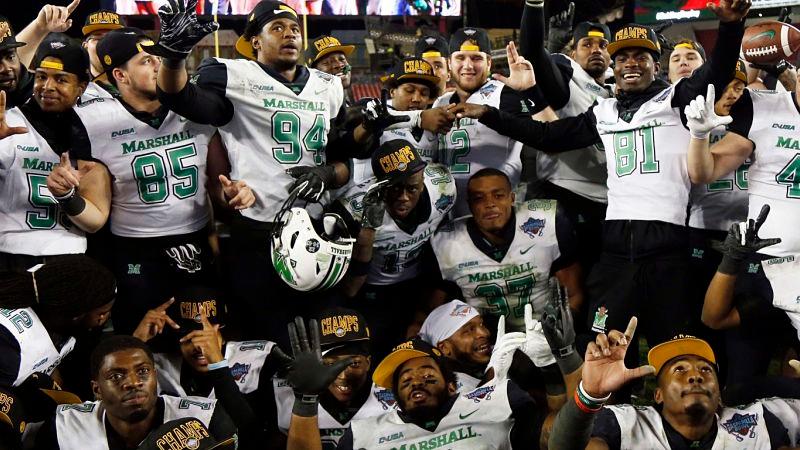 "He's not a racist. Not even close."

Some of Justin Rohrwasser's college teammates were eager to defend the Patriots kicker amid controversy over his tattoos and social media activity. nesn.com/?p=1071053