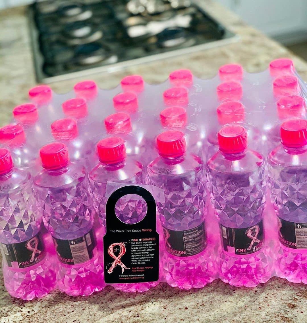GaryClarkInc's tweet photo. People all over the #DMV are loving our pH-balanced alkaline #PinkHydration💗 water for its great taste and unique packaging designed to help raise cancer awareness. Get free 24 hour #delivery to your home: https://t.co/wNPwepCmkQ.
Tag us when yours arrives & we’ll share 🚚 https://t.co/VrZOMpeU5h