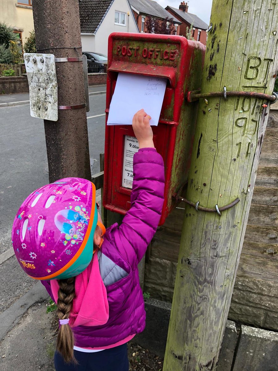 I loved the post the morning🥰 Letters are starting to arrive from my class, replying to my initial letter💙 #earlyyears #EYFS #edchat #earlyed #phonics #Creative <a href="/lancsearlyyears/">Lancashire Early Years (LPDS)</a> <a href="/lancsliteracy/">Lancashire English (LPDS)</a>