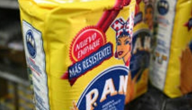 NoticiasRWI's tweet photo. #RWI Alimentos Polar #Venezuela
Niega acuerdos con el ejecutivo nacional en los precios de los productos que elaboran.
https://t.co/7DCA0yCoh8 https://t.co/oh8JlJiuEO