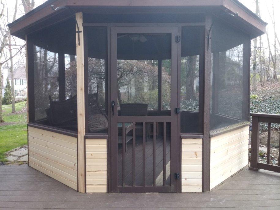 PinpointPaint's tweet photo. Have some minor carpentry with your painting project, and don't know who to call? No worries! Pinpoint Painting has a carpenter on staff to help with your board replacement from rotted wood or from those pesky carpenter bees and woodpeckers. #Clevelandpainting #exteriordesign https://t.co/pF1lSG8JB1