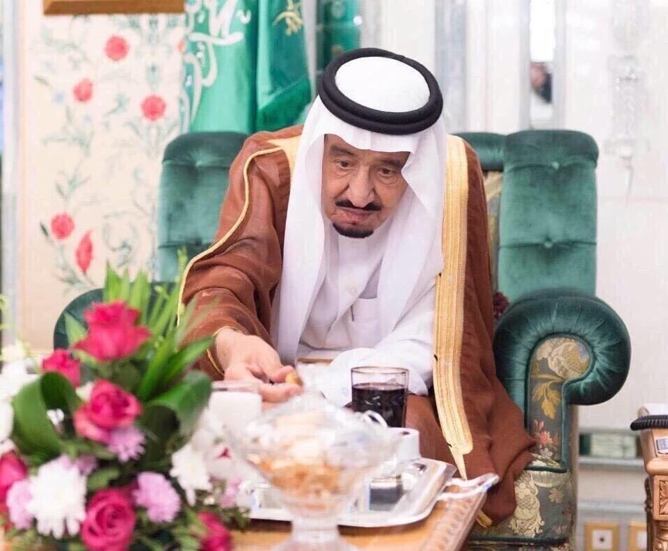 s_m_alasaker's tweet photo. بناءً على توجيه #خادم_الحرمين_الشريفين بتفطير مليون صائم في 18 دولة حول العالم بدأت الشؤون الإسلامية في شهر #رمضان المبارك 1441هـ بتوزيع سلال الإفطار على المستفيدين.

الله يجزل الأجر والثواب للملك سلمان ويجزاه عن الإسلام والمسلمين خير الجزاء💚🤲🏻 https://t.co/qp1GsxFNpY