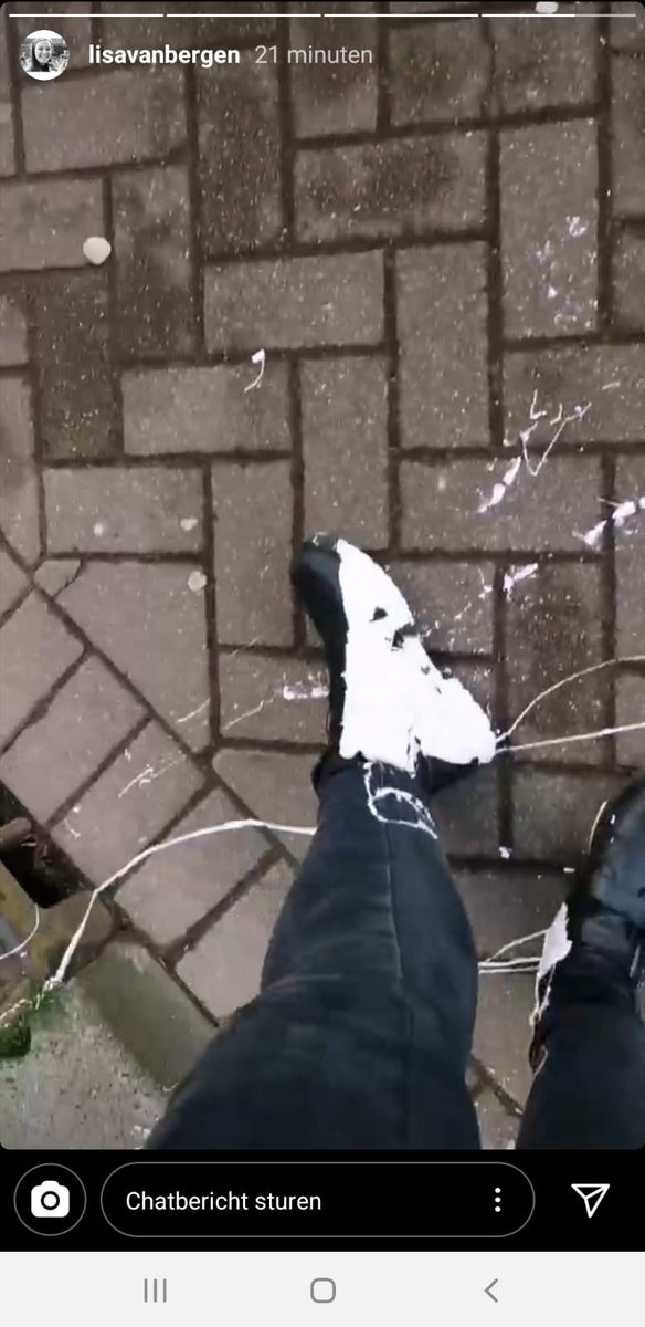 lisavanbergen's tweet photo. @gammanl Overigens kan ik m'n schoenen wel weggooien.. 😭😭 https://t.co/HIJlpnVsvQ