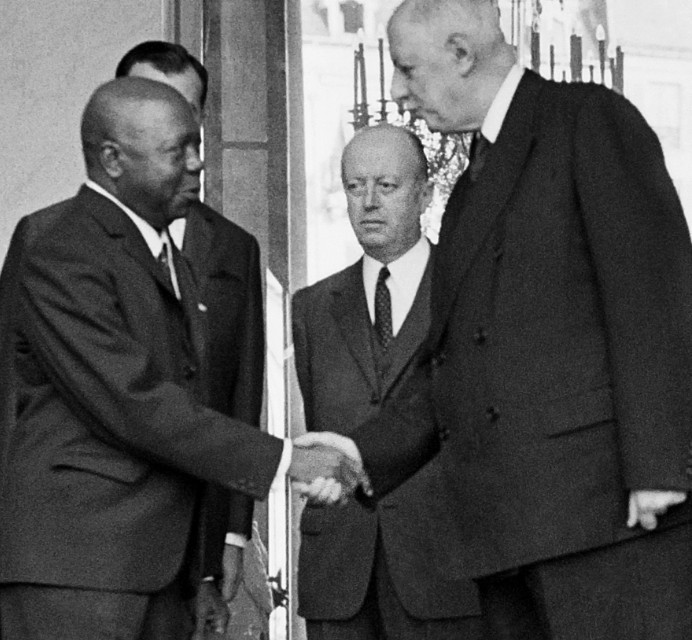 Secrétaire général de l’Elysée aux affaires africaines et malgaches de 1960 à 1974, Jacques Foccart est à l'origine du concept « FrancAfrique ». Il effectuait les basses besognes pour le gouvernement et fut le fondateur du SAC, police parallèle du régime.