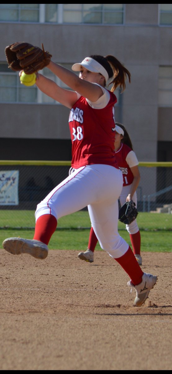 CoachDougNicol's tweet photo. Today we honor our 3rd Senior, pitcher Sidnie Dabbadie. She was having a great year when we shut down. Outstanding personality &amp; attitude who worked so hard this year! Super smart she plans to major in Business Economics in college. Keep reaching for the stars Sid! @jefftsports https://t.co/KHZGmw2YOv