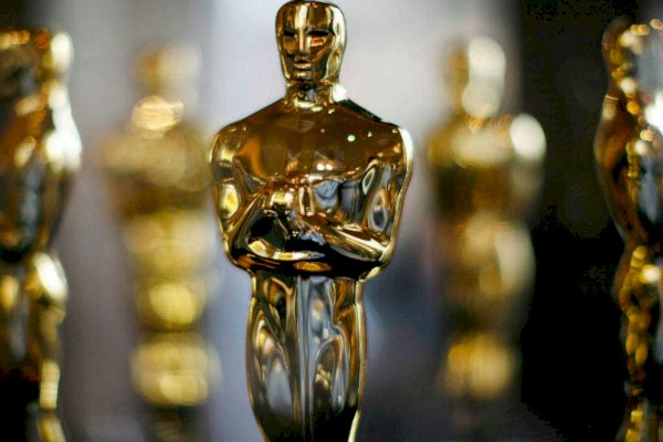 PulsoTucuman's tweet photo. El Oscar modifica sus reglas: aceptará este año a películas que no pasen por los cines https://t.co/WRMctGpOva https://t.co/v3EGEaAw9I