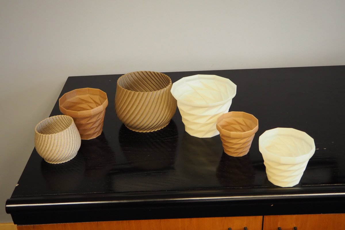 FerrerApesa's tweet photo. Some photos of the biodegradable plastics supports developped under BIOPLAST project (@CTPPOCTEFA) by CATAR partner through injection and by GAIKER partner (@GAIKER_BRTA) through 3D printing. https://t.co/9Vz6SeAgbS