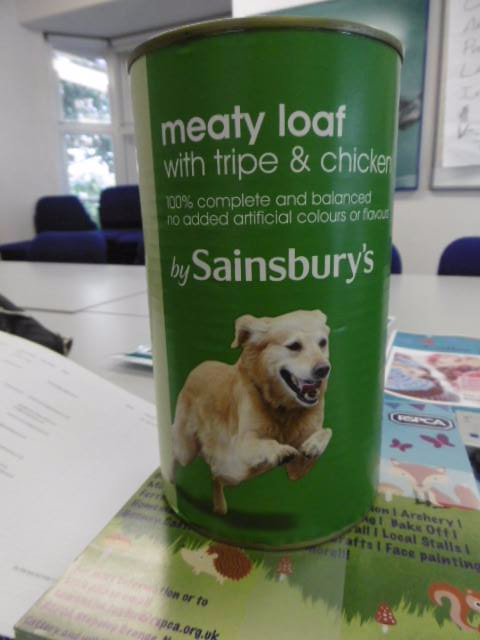 RSPCAStapeley's tweet photo. A massive thank you to all @sainsburys customers (Nantwich) who continue to support the Centre's animals during this difficult time.  Whiskas (not fish based or gravy), pedigree puppy and Sainsbury's meaty loaf are perfect 😀😀
@RSPCA_official @RachRSPCA @SainsburysNews https://t.co/nlFVGRHEU0