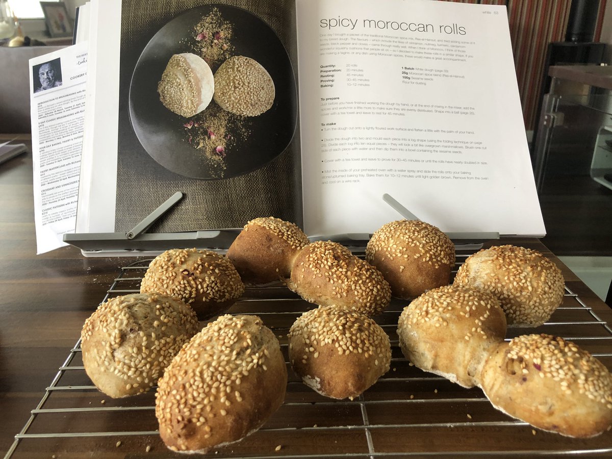 Tour Guide Jon tweet media