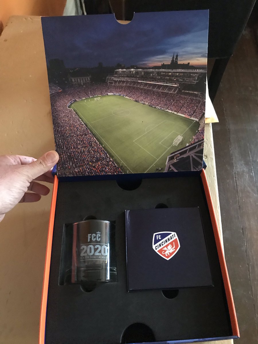 bibliohead75's tweet photo. Playing along to the  #SkylineScavengerHunt @fccincinnati @Skyline_Chili https://t.co/jnqW32xBLe