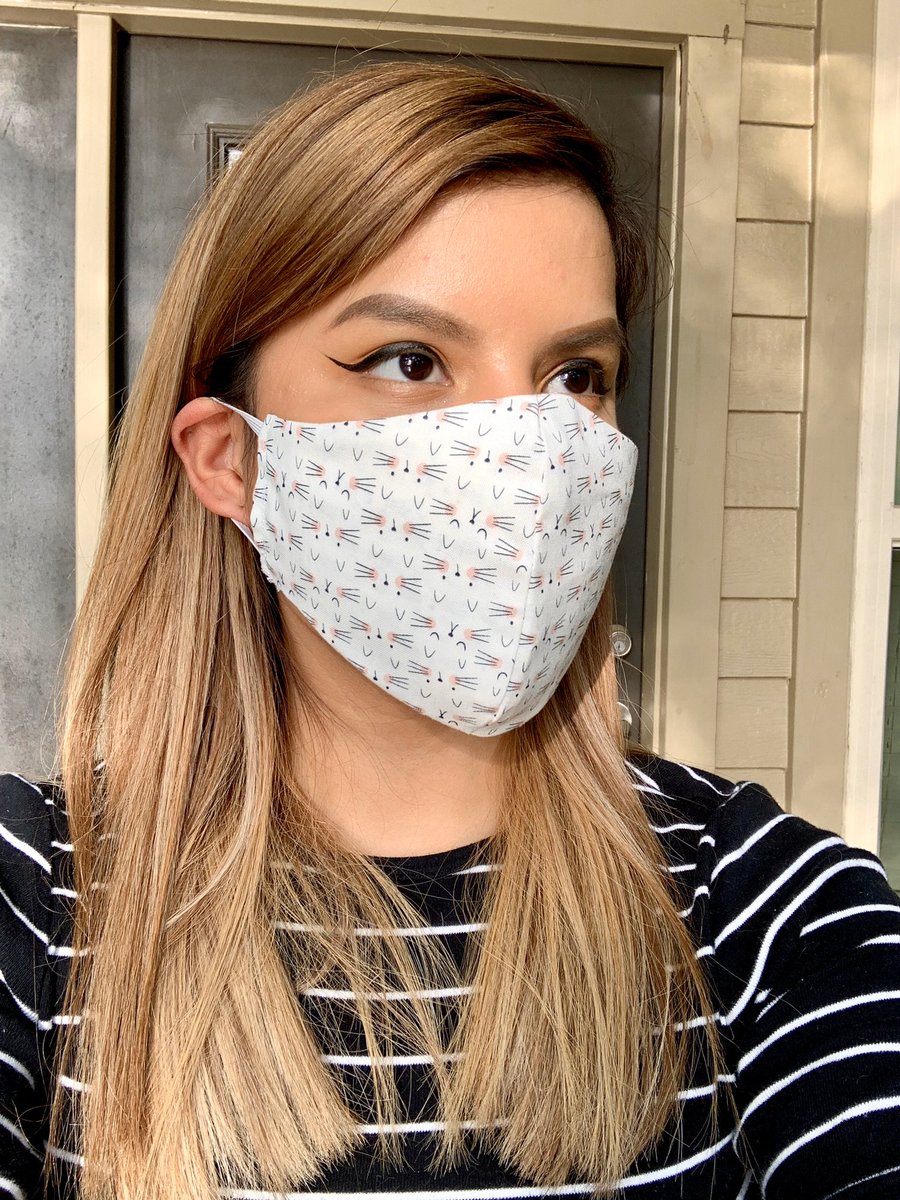 OriginallyStit1's tweet image. for all cat lovers! 😻 crazy cat ladies and men welcome. Link in bio #facemask #mask