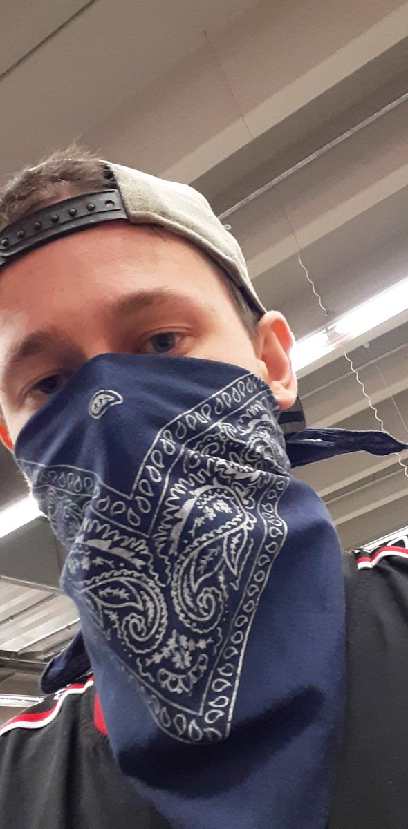 Wsr so einkaufen verstehe nicht warum mich die Leute so komisch anschauen 😬