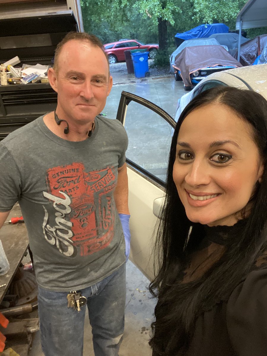 TatianaBegault's tweet photo. My incredible friend and Heroe First Responder from INFERNO CUSTOMZ body shop! This amazing First Responder was ready to replace my mirror at 7:30 am! Please support local and First Responder Own shops!
#BestBodyShop #FirstResponder  #firefighters #publicsafety #firstresponders https://t.co/cukg3dE74T