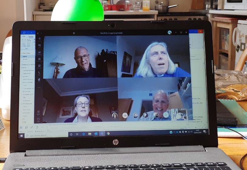HMCOxford's tweet photo. Thank you to the Chaplain, Susannah Reide, on her successful leadership of our 1st #VirtualChapel of the term. In attendance staff, students, &amp; members of the Senior Common Room. Especial thanks to Jonathan in IT. #NewNormal #StayHomeSaveLives https://t.co/nhrRdjwHNp