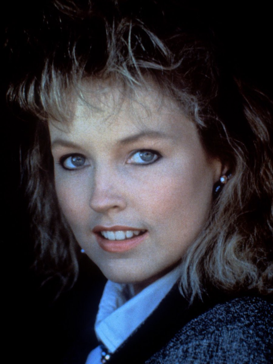 That doesn’t really look like Deborah Foreman, though.