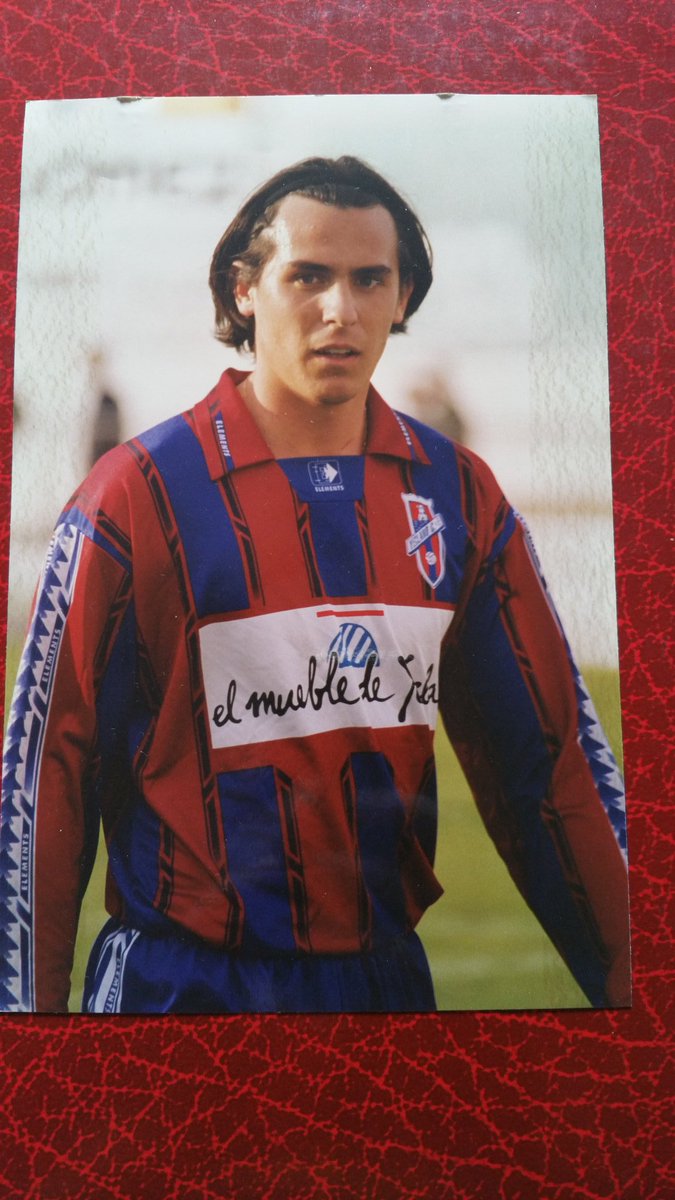 Raulchopo's tweet photo. Os dejo las fotos de mi época en el Yeclano con Vicente Mir, José Luis Oltra.... https://t.co/o3y0YKL2og