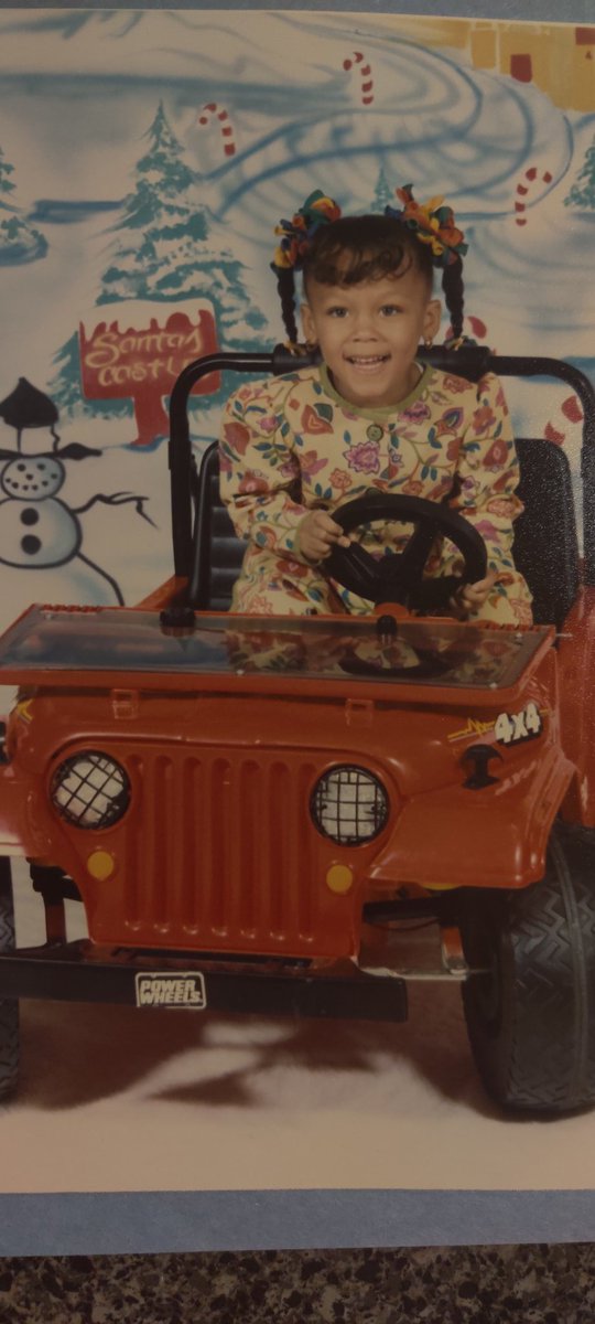 LareeEmber's tweet photo. #HEHSpiritWeek2020 🎶back in the days when I was young, I'm not a kid anymore, but some days I sit and wish I was a kid again 🎶 https://t.co/ivqbm1kFcf