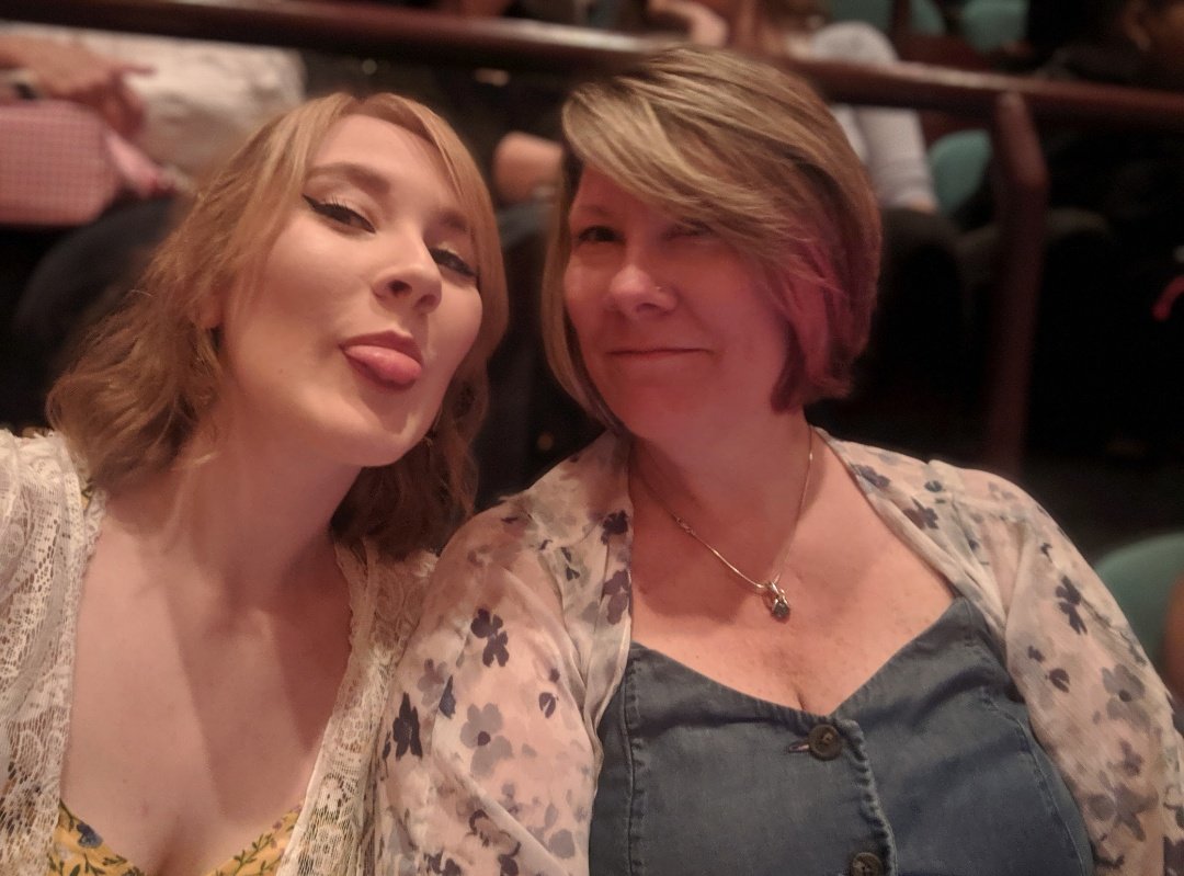 SondraDietsch's tweet photo. Happiest of birthdays to the woman who's just as quirky as me, I love you Mom 🤟🏻 (isn't she BEAUTIFUL!!!) https://t.co/n21uaCj03g
